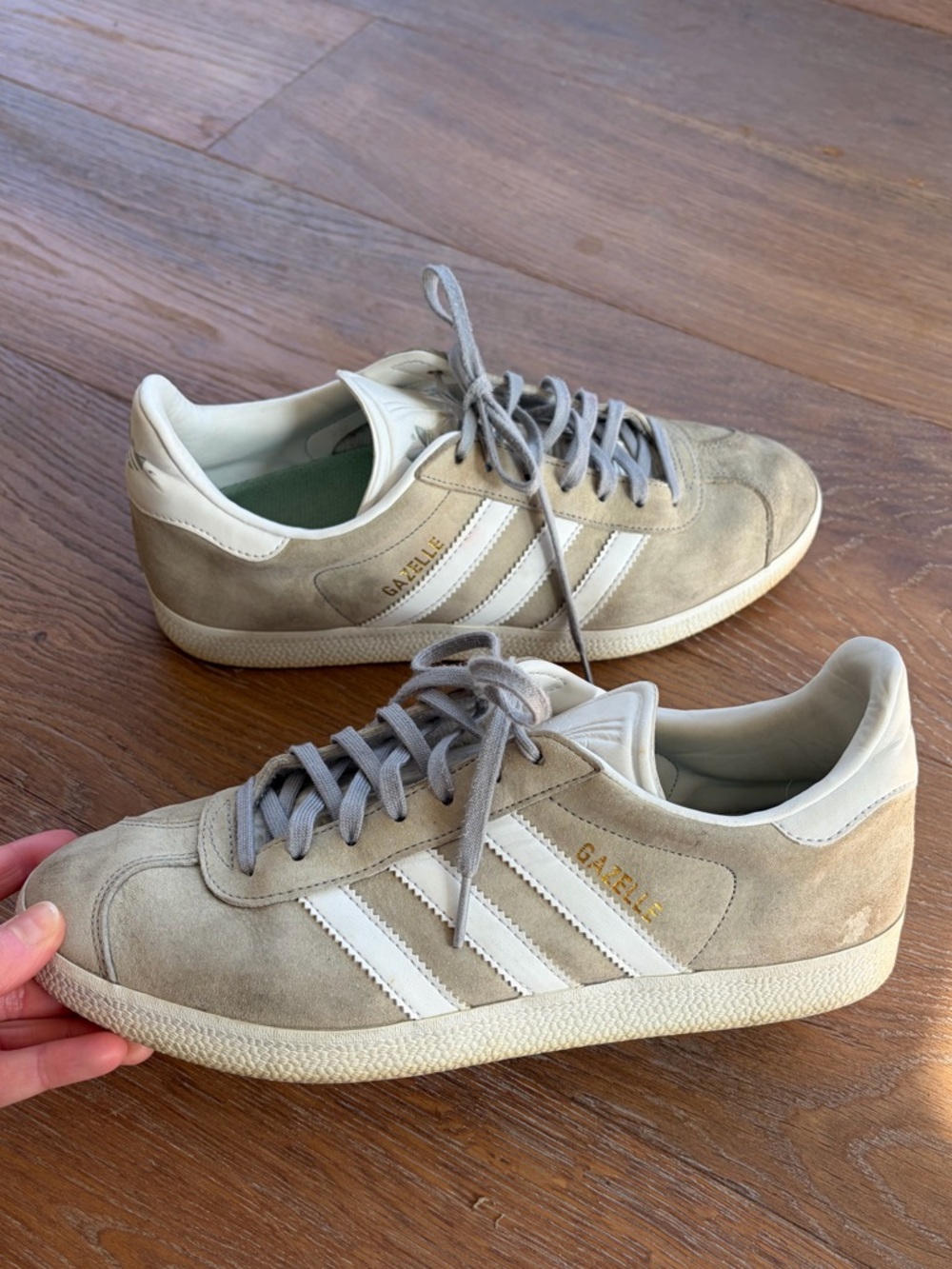 adidas Gazelle Women’s Suede Sneakers in Beige and White | size 10